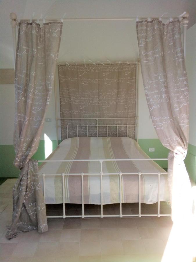 I Fichi Bianchi Bed and Breakfast Cutrofiano Buitenkant foto