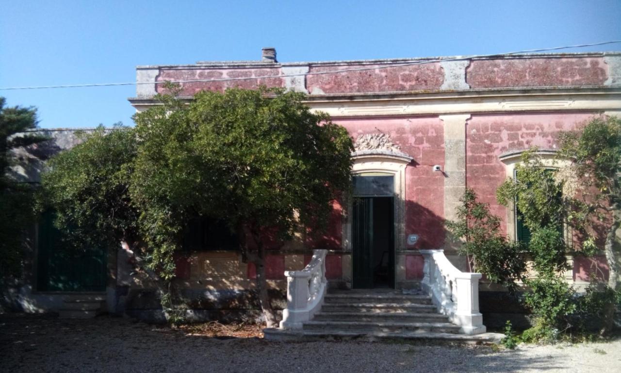 I Fichi Bianchi Bed and Breakfast Cutrofiano Buitenkant foto