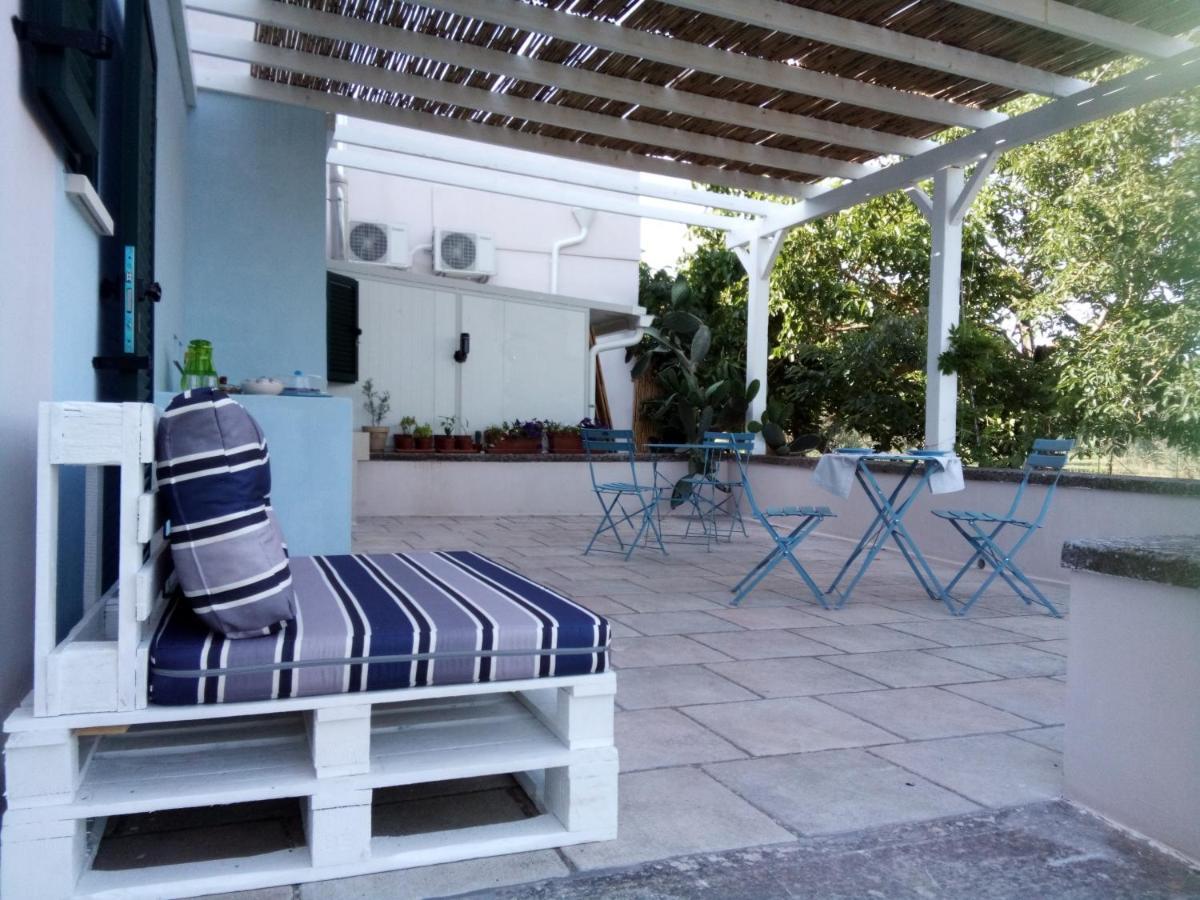 I Fichi Bianchi Bed and Breakfast Cutrofiano Buitenkant foto